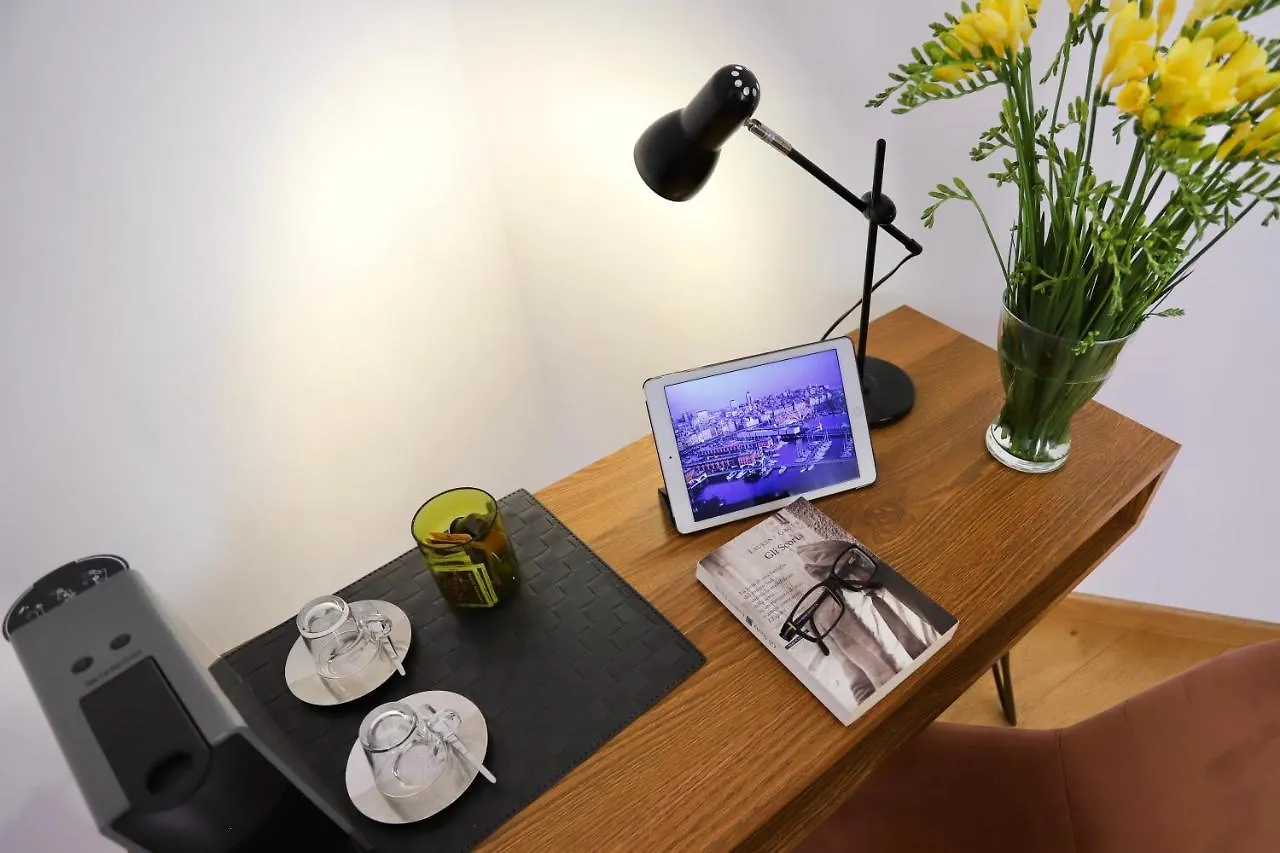 Aparthotel Palazzina B - Contemporary Studio Genoa